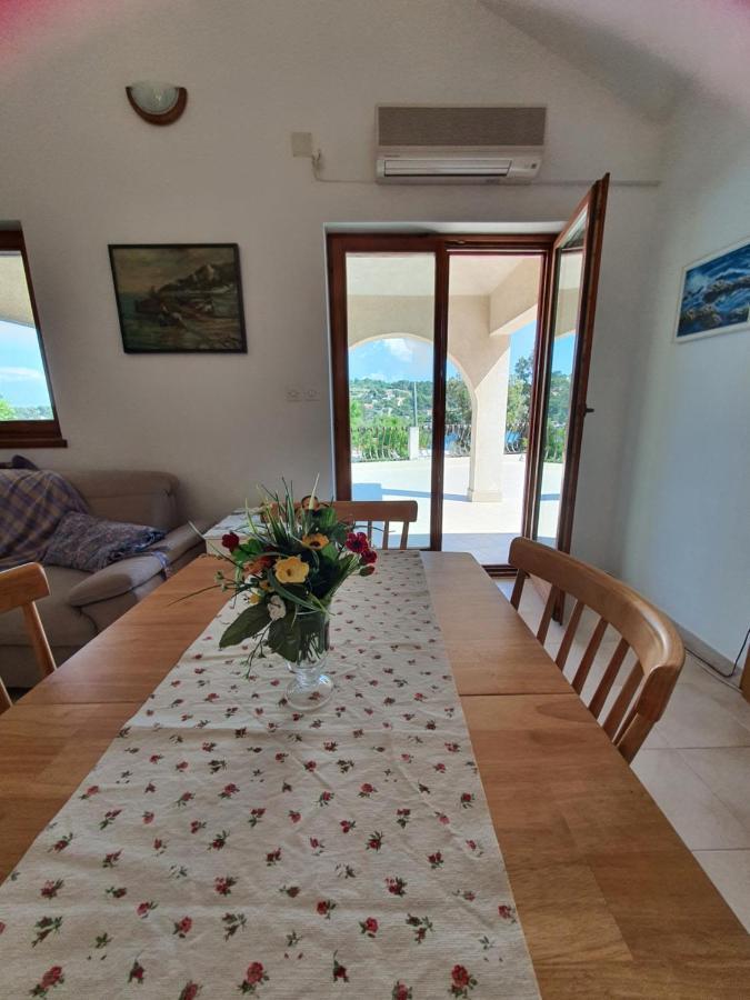 Mendula Apartment Rogač 外观 照片
