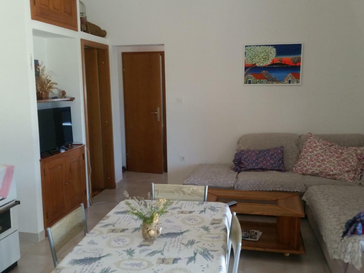 Mendula Apartment Rogač 外观 照片
